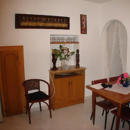Piso Con Terraza - 109 *